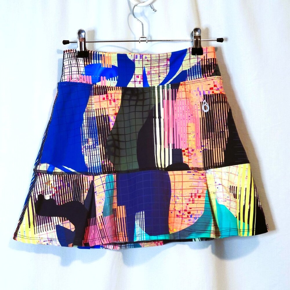 Odonajo Skort Womens Size 1 Tiered Skirt w Shorts Colorful Geometric Print Small